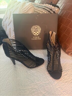 Vince Camuto Black Strappy Cage High-Heel Sandals 7.5